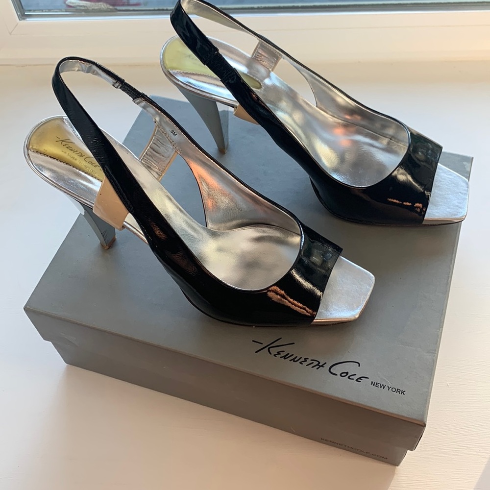 Kenneth Cole black, nude, silver Sling back Pumps